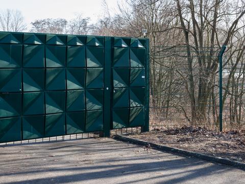 Gate, Alt-Friedrichsfelde, 2017